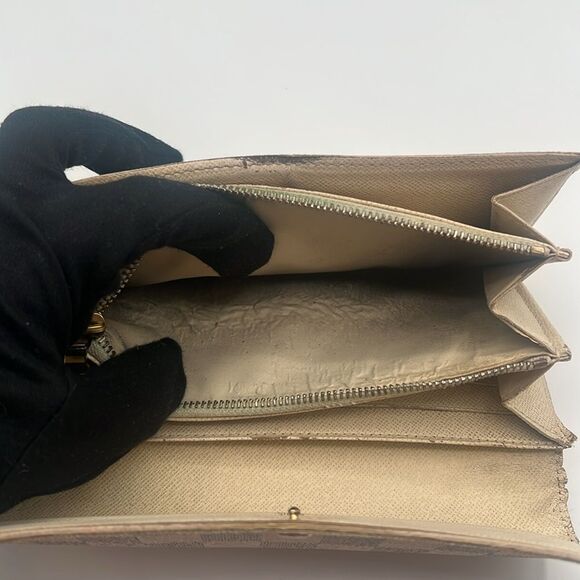 LOUIS VUITTON DAMIER AZUR SARAH WALLET - Picture 11 of 16